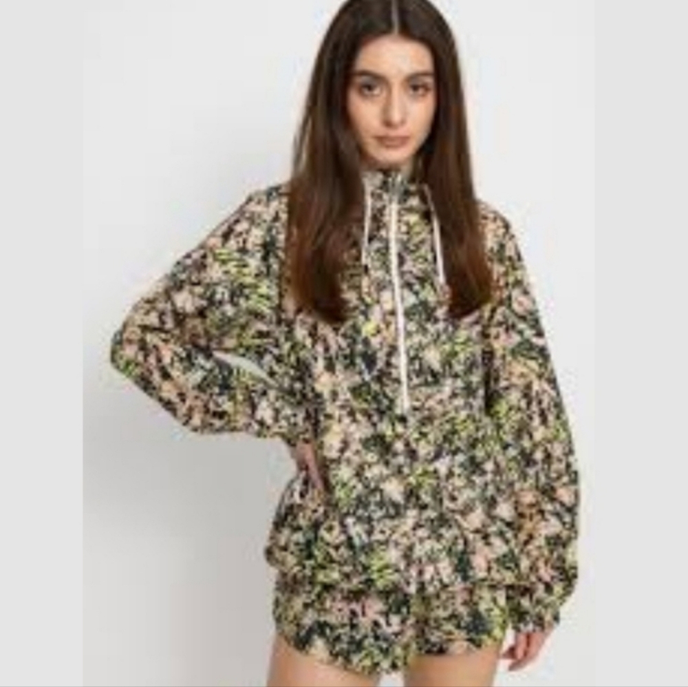 Volcom Wind it Up Logo Printed Water Resistant Pullover Windbreaker Jacket
